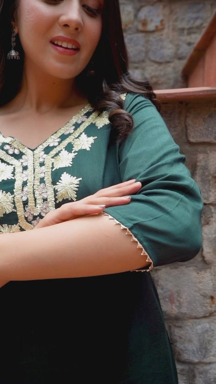 Art Silk Solid Kurta Set Net Gotta Dupatta With Gotta Work At Yoke